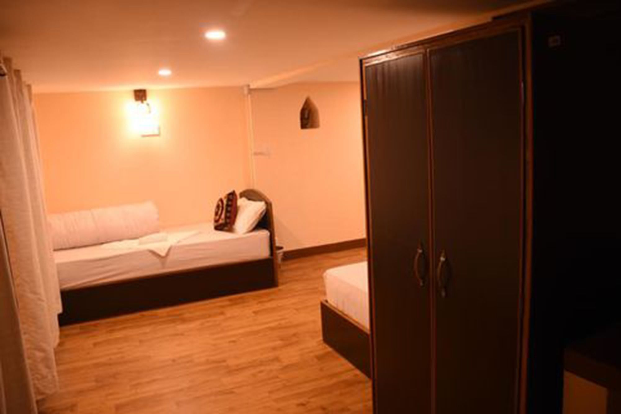 Subha Guest House بهاكتابور المظهر الخارجي الصورة