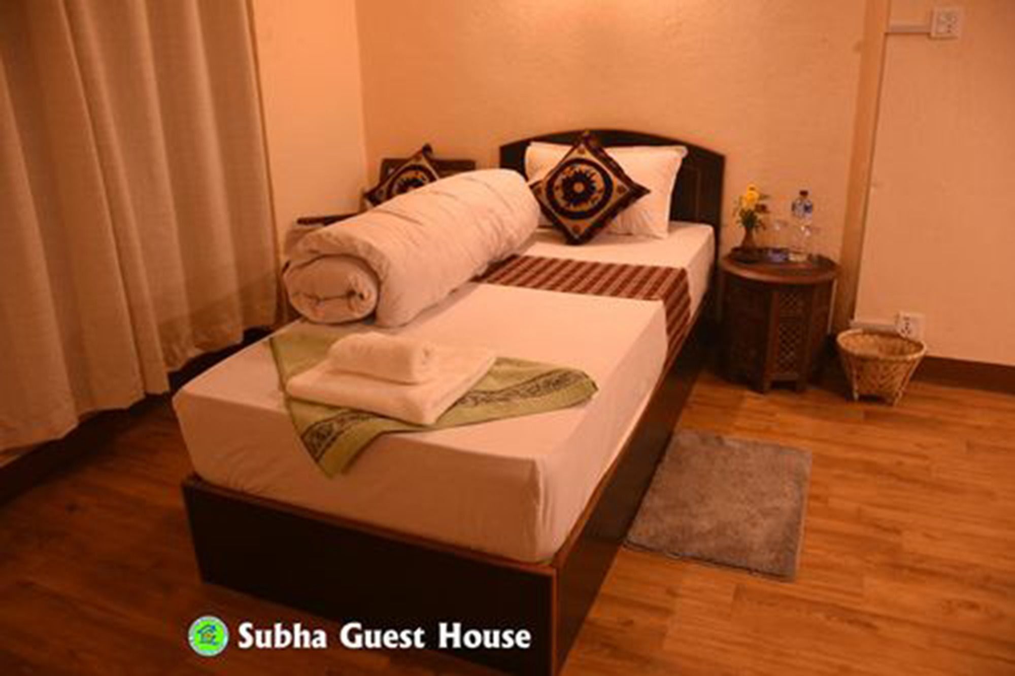 Subha Guest House بهاكتابور المظهر الخارجي الصورة
